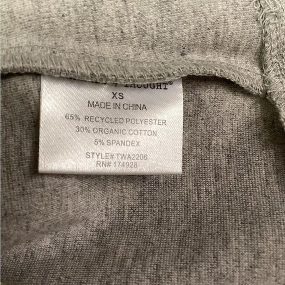 NWT Threads 4 thought gray pull over sweater size‎ XS - Picture 9 of 10